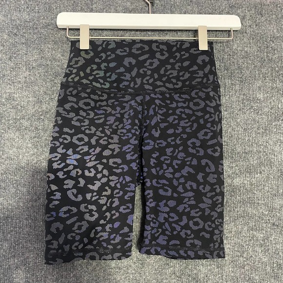 Zyia Active Biker Shorts XS Black Leopard Reflective Hustle 7" Workout High Rise - Picture 4 of 15
